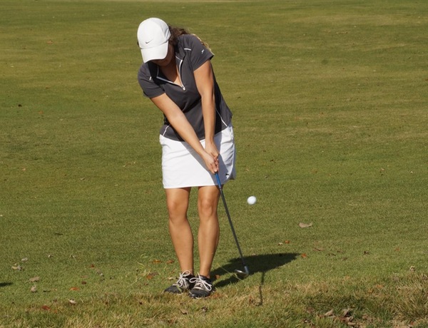 Roth Participates in Inaugural SLIAC Women's Golf Championship