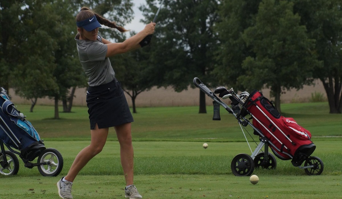 Jackson, Zemianek Shoot Career Lows at SLIAC Women's Golf Championship