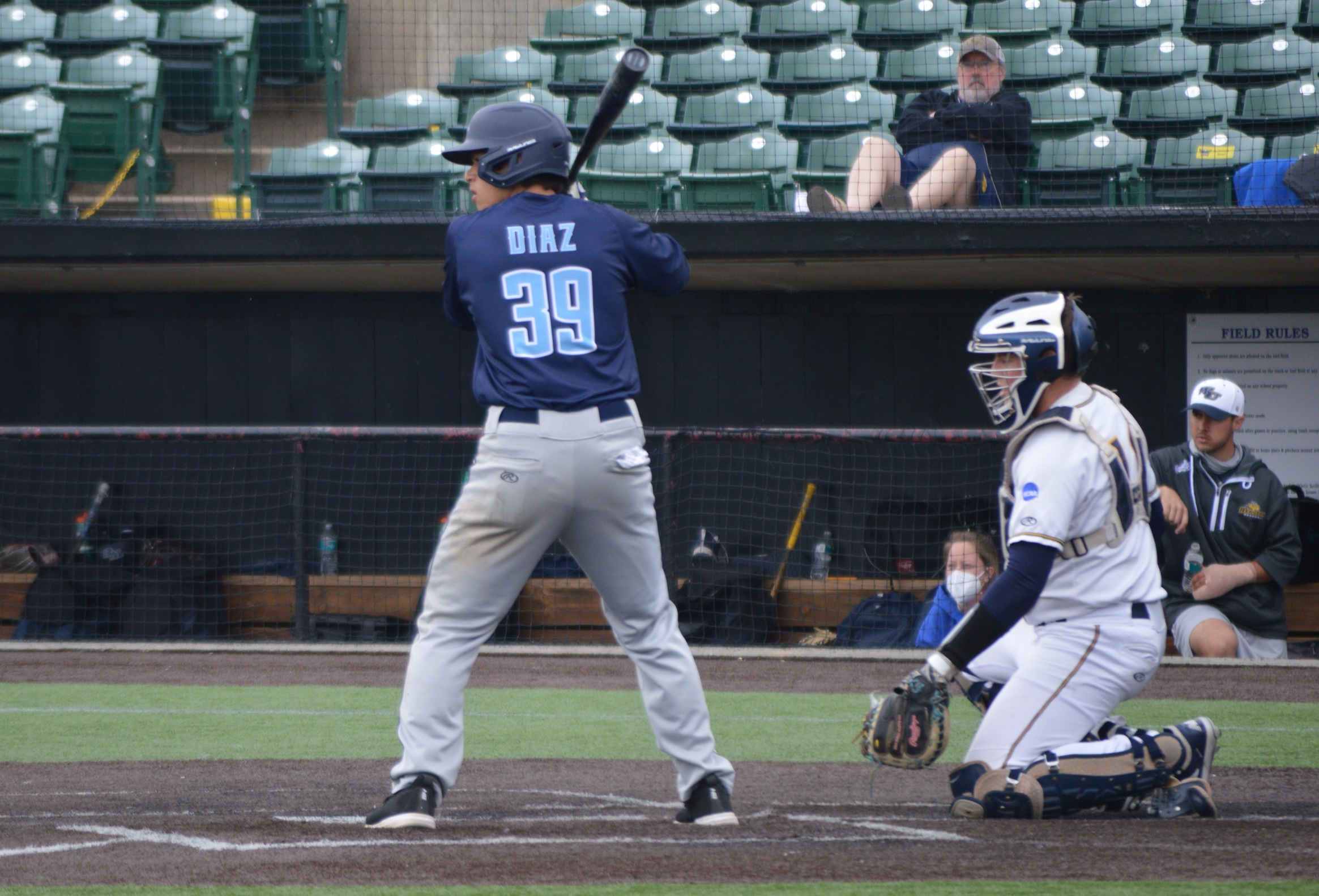 39 Steven Diaz, the Blue Jay lead off hitter, went 1-4 with the only RBI for the Blue Jays on Saturday.