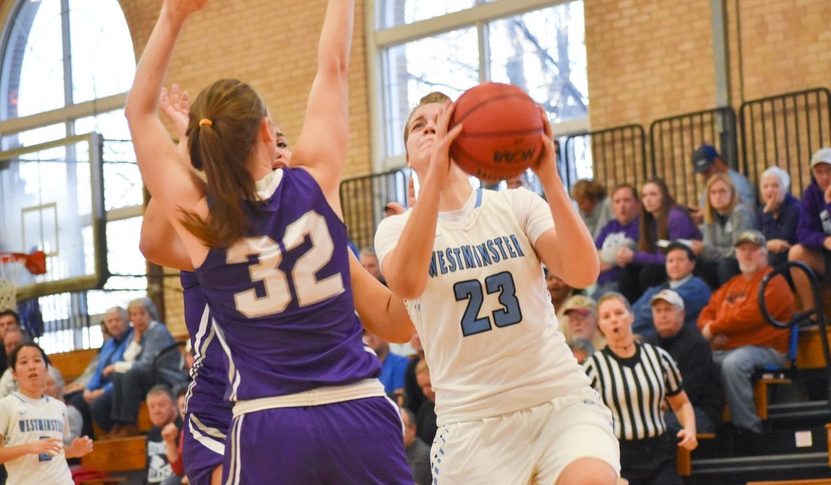 Westminster College Women's Basketball Remains Undefeated in SLIAC Play, Escapes With Ugly Win Over Fontbonne