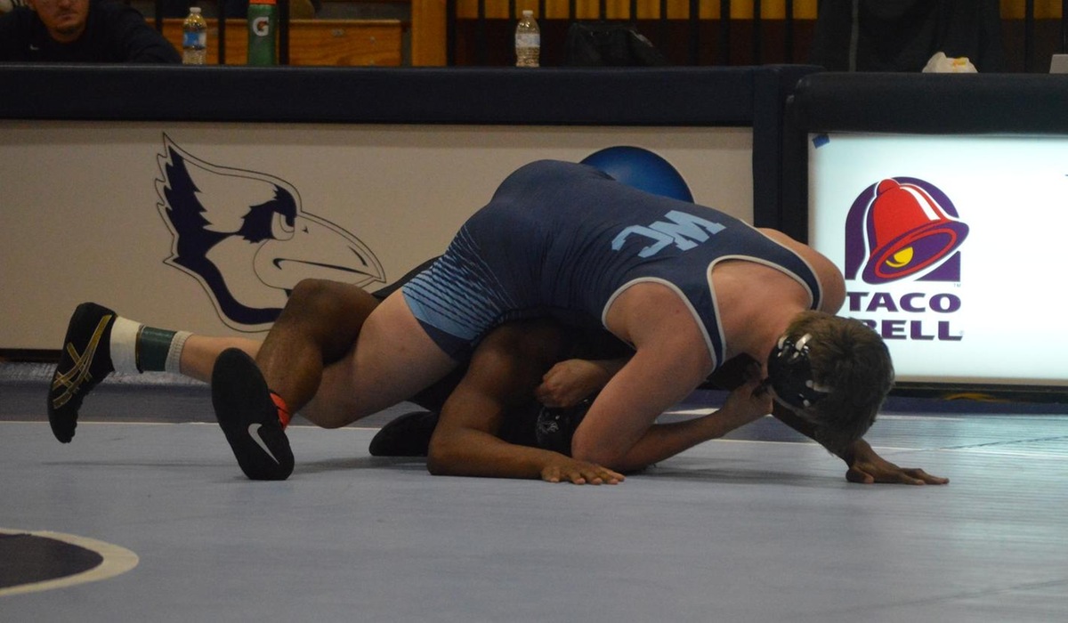 Westminster Men's Wrestling Places Sixth at North Central Invite